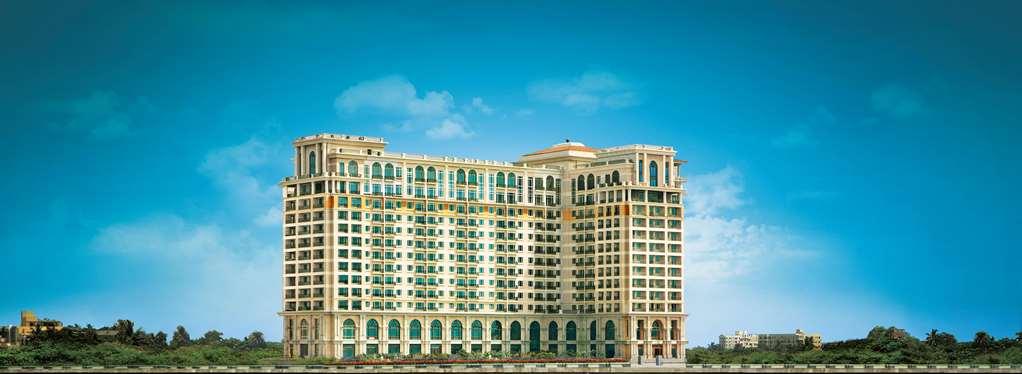 The Leela Palace Madrás Exterior foto The Taj Bengal
